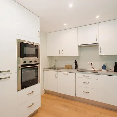 Apartamento With Stunning Sea Views, Puerto Banús