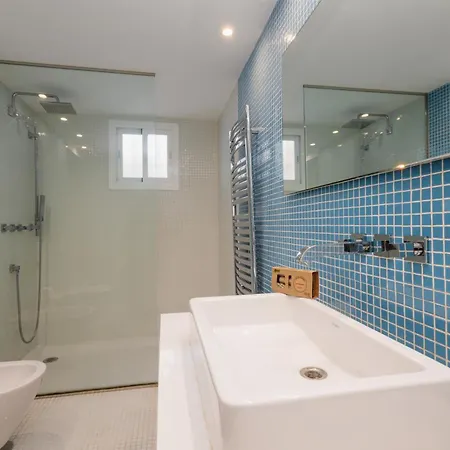 アパート With Stunning Sea Views, Puerto Banus マルベーリャ