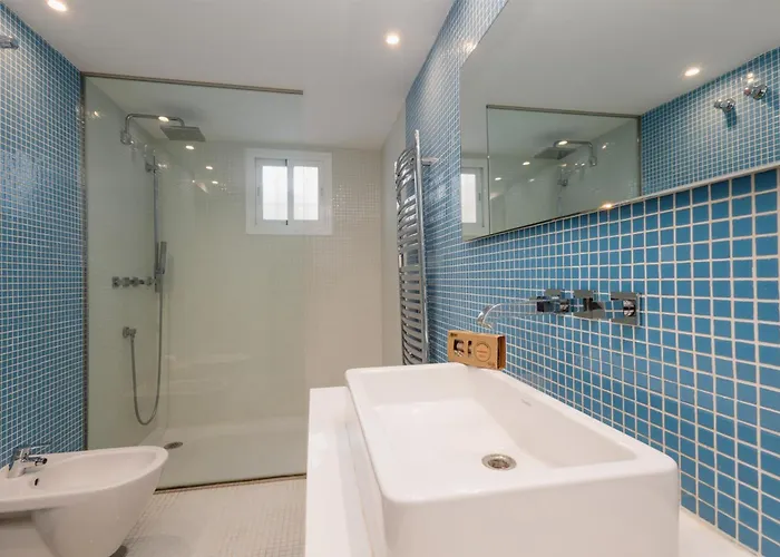 Apartament With Stunning Sea Views, Puerto Banus Marbella